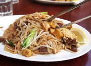 Easy breakfast! 4 healthy smoothie bowl recipes to start