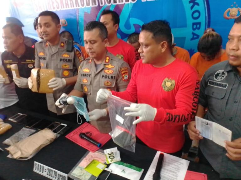 Tiga Jam Sembunyikan Sabu Di Kemaluannya Warga Thailand Di Tangkap