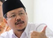 Eks Jubir HTI Sebut Pemerintah Tak Berakal dan Fobia Islam Karena Larang Cadar