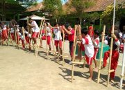 Bermain Permainan Tradisional, Pelajar SMPN 1 Jatilawang Tinggalkan Gatged