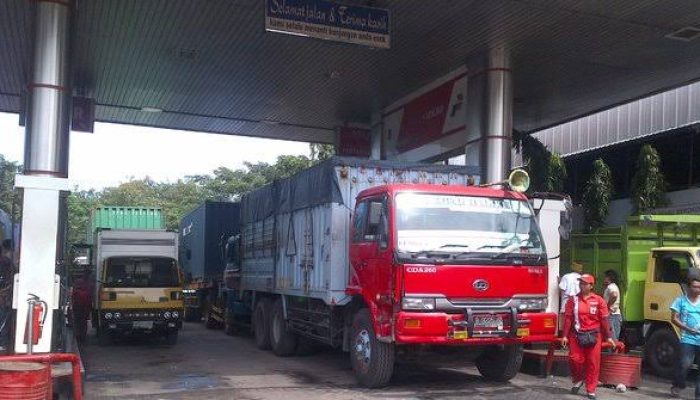 Antisipasi Antrean di SPBU, Pertamina Tambah Pasokan Solar