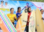 Peselancar Nasional dan Mancanegara Ramaikan Anyer Surfing Competition