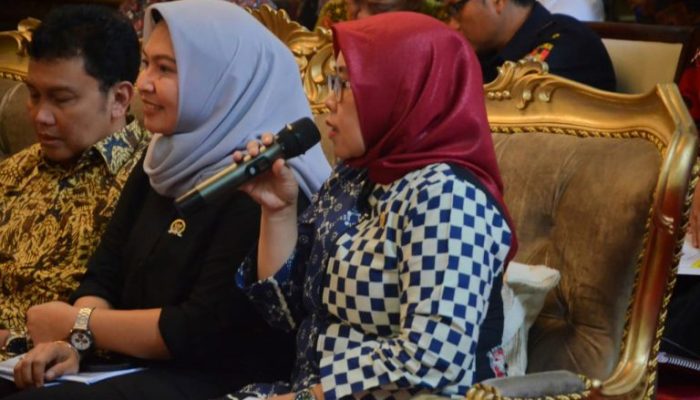 Ekspor Biji Nikel Menunjang Pertumbuhan Perekonomian Daerah