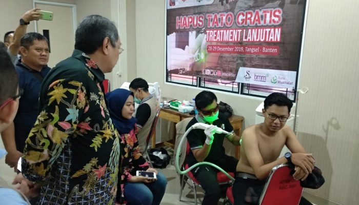 Benyamin Tinjau Kegiatan Hapus Tato dan Terapi Fashdu