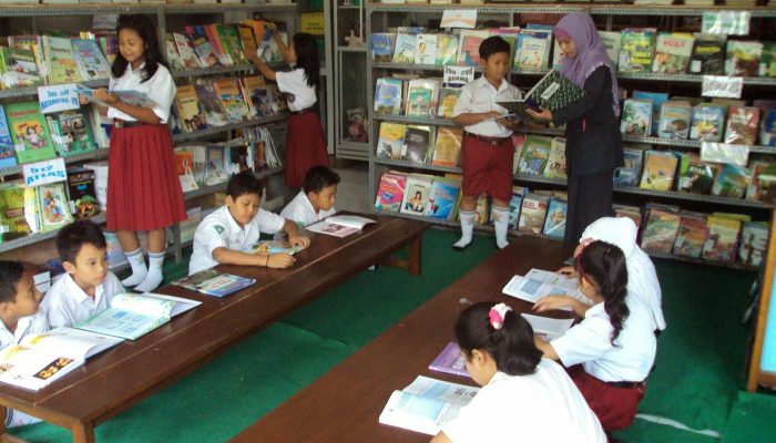 Minat Baca Anak Rendah, Orang Tua Harus Lakukan Perubahan