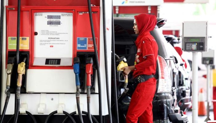 Menteri ESDM pastikan pasokan BBM jelang Natal-Tahun Baru terpenuhi