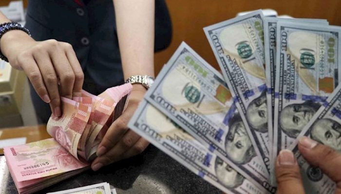 Awal Desember, Rupiah Melanjutkan Pelemahan ke Rp14.120