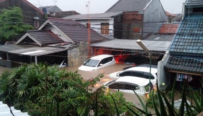 Banjir Trending Topic, Inilah Lokasi Terlengkap di Jakarta dan Bekasi yang Dikepung Banjir