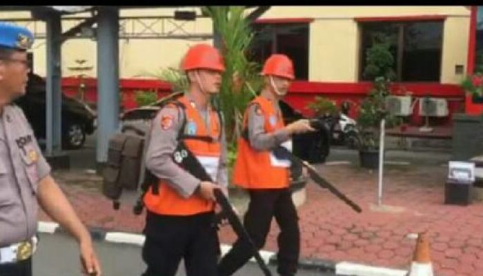 Konsumsi Narkoba dan Merekam Polwan Mandi, Dua Oknum Polisi Dihukum