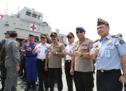 Kabaharkam Gelar Rapat Bersama Menkopolhukan di Laut Natuna