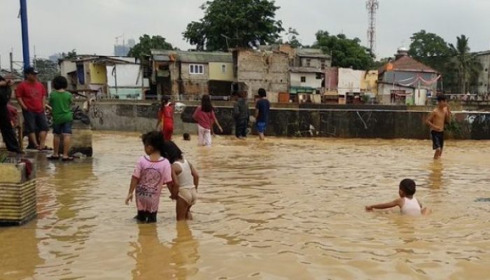 Digugat Warga Akibat Banjir Pemda DKI Buru-Buru Siapkan Dana Bantuan Rp 188 Miliar