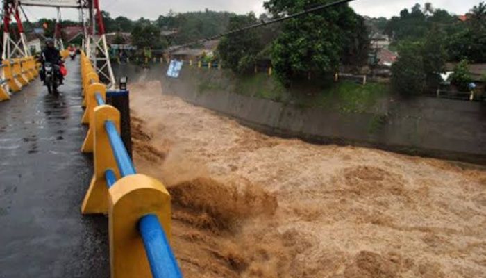 Kota Bekasi dikepung banjir pada awal 2020