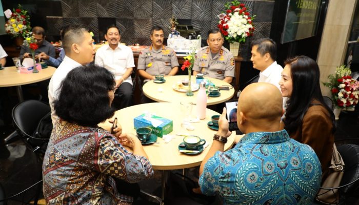 Ngopi Bareng, Kabaharkam dan Buwas Sepakat Tingkatkan Ekonomi Kerakyatan