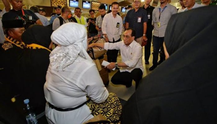 Menhub temui calon jamaah umrah dampak larangan terbang ke Arab Saudi