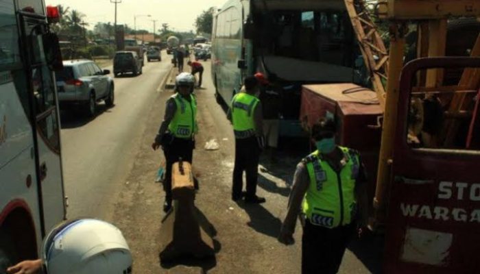Dua orang meninggal akibat kecelakaan beruntun Tol Cipali