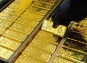 Emas berjangka naik 3,3 dolar, investor hindari aset berisiko