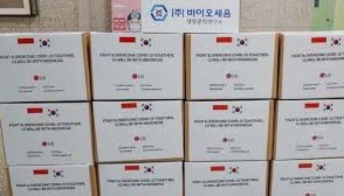 Minggu, 50.000 alat tes COVID-19 donasi perusahaan Korsel tiba