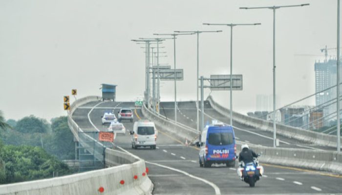 Polda Metro tutup Tol Layang Japek terkait larangan mudik