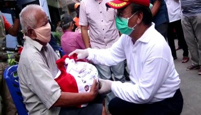 Kemensos pastikan distribusi bansos dari Presiden di Jakut lancar