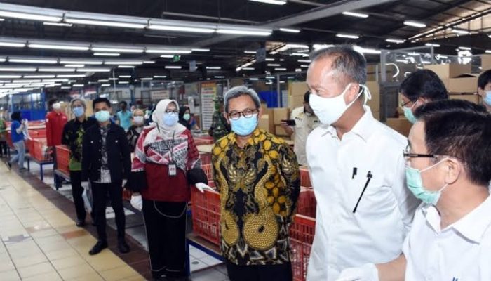 Menperin sidak kepatuhan industri beroperasi saat PSBB