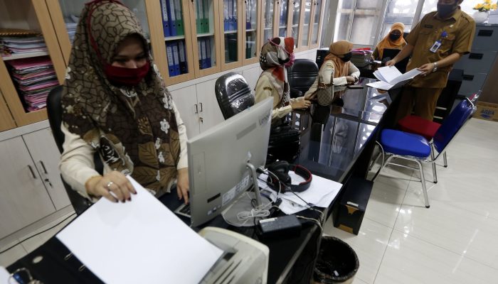 Menpan-RB: ASN menyesuaikan sistem kerja dengan tatanan normal baru