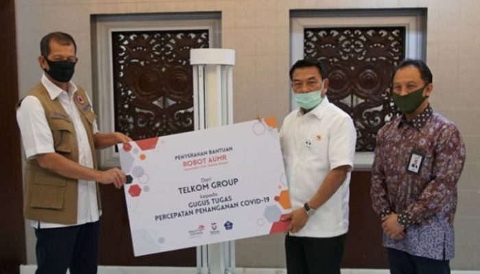 Kantor Staf Presiden salurkan bantuan robot “pembunuh” COVID-19