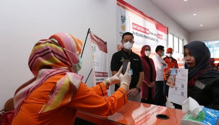 Mensos: Bansos PKH tersalurkan 100 persen hingga akhir Mei 2020
