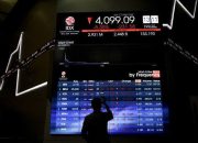 IHSG ditutup jatuh 65,93 poin, pasar khawatir tekanan ekonomi global