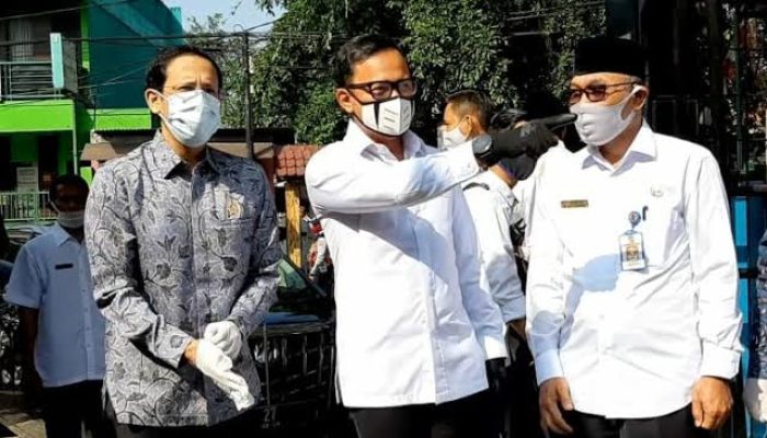 Menteri Pendidikan tinjau pelaksanaan pembelajaran jarak jauh di Bogor