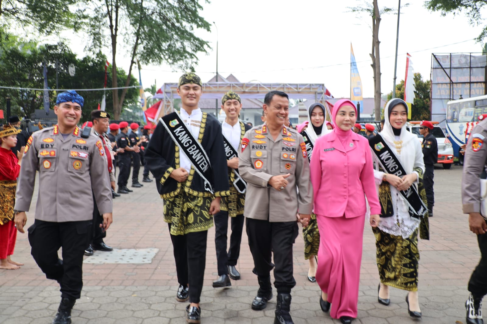 Sambut  Hari Bhayangkara Ke-77 Polda Banten Gelar Festival Kearifan Lokal dan Bazar UMKM