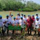Hari Mangrove Sedunia  PT Chandra Asri Bersama Jurnalis Tanam Mangrove di Pandeglang