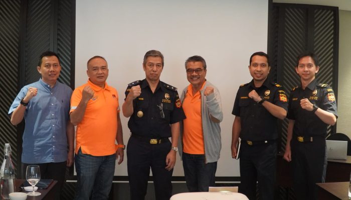 Jalankan misi Industrial Assistance, Bea Cukai edukasi PT PZ Cussons Indonesia