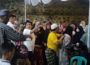 Peringati Maulid Nabi, Warga Perumahan Bumi Banten Indah Berbagi Sembako