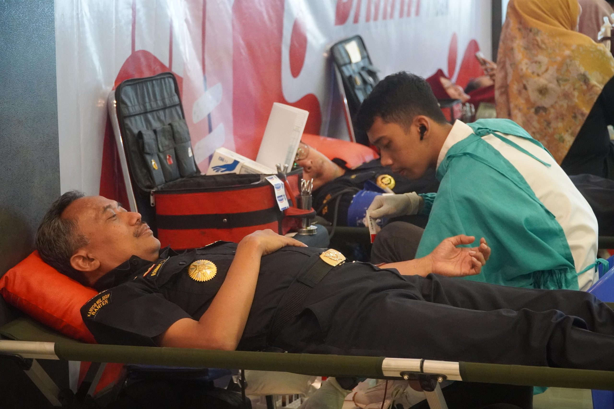 Peringati HORI ke-77 dan Hari Bea Cukai ke-77, Kemenkeu Satu Banten Gelar Kegiatan Donor Darah