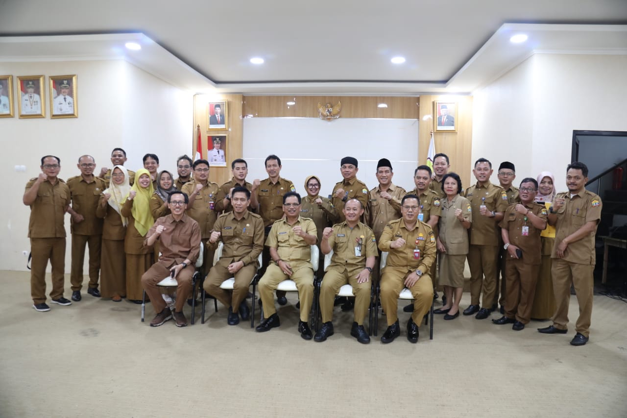 Jelang Berakhirnya Masa Jabatan, Wali Kota Serang Resmikan Jalan