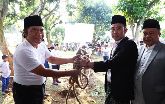 Pemprov Banten salurkan daging kurban untuk penanganan stunting