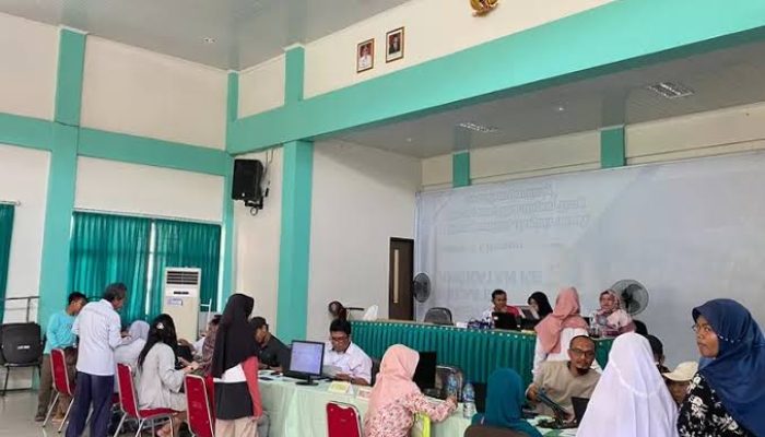 Hari Pertama Pembukaan PPDB, Orang Tua di Cilegon Masih Banyak Kesulitan Mendaftar