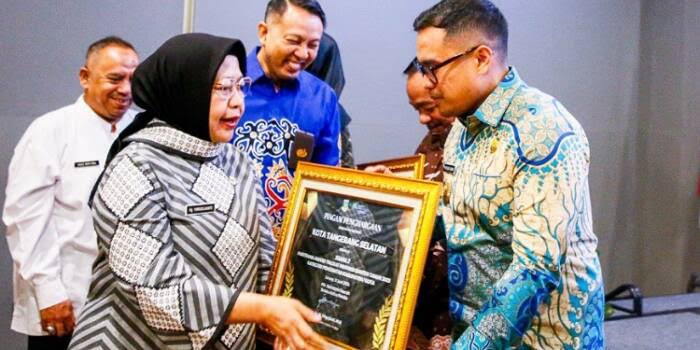 Pemkot Tangsel Raih Juara Dua Paritrana Award 2023