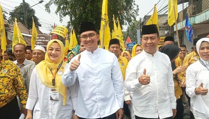 Andika Hazrumy – Nanang Supriyatna Resmi Mendaftar ke Kantor KPU Kabupaten Serang