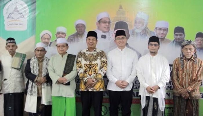 Forum Ulama Banten Mendeklarasikan Dukungan Pasangan Andika Hazrumy-Nanang Supriatna di Pilkada Kabupaten Serang 2024