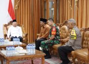 Pj Gubernur Banten Al Muktabar Sambut Kedatangan Wapres KH Ma’ruf Amin di Ponpes An Nawawi Tanara