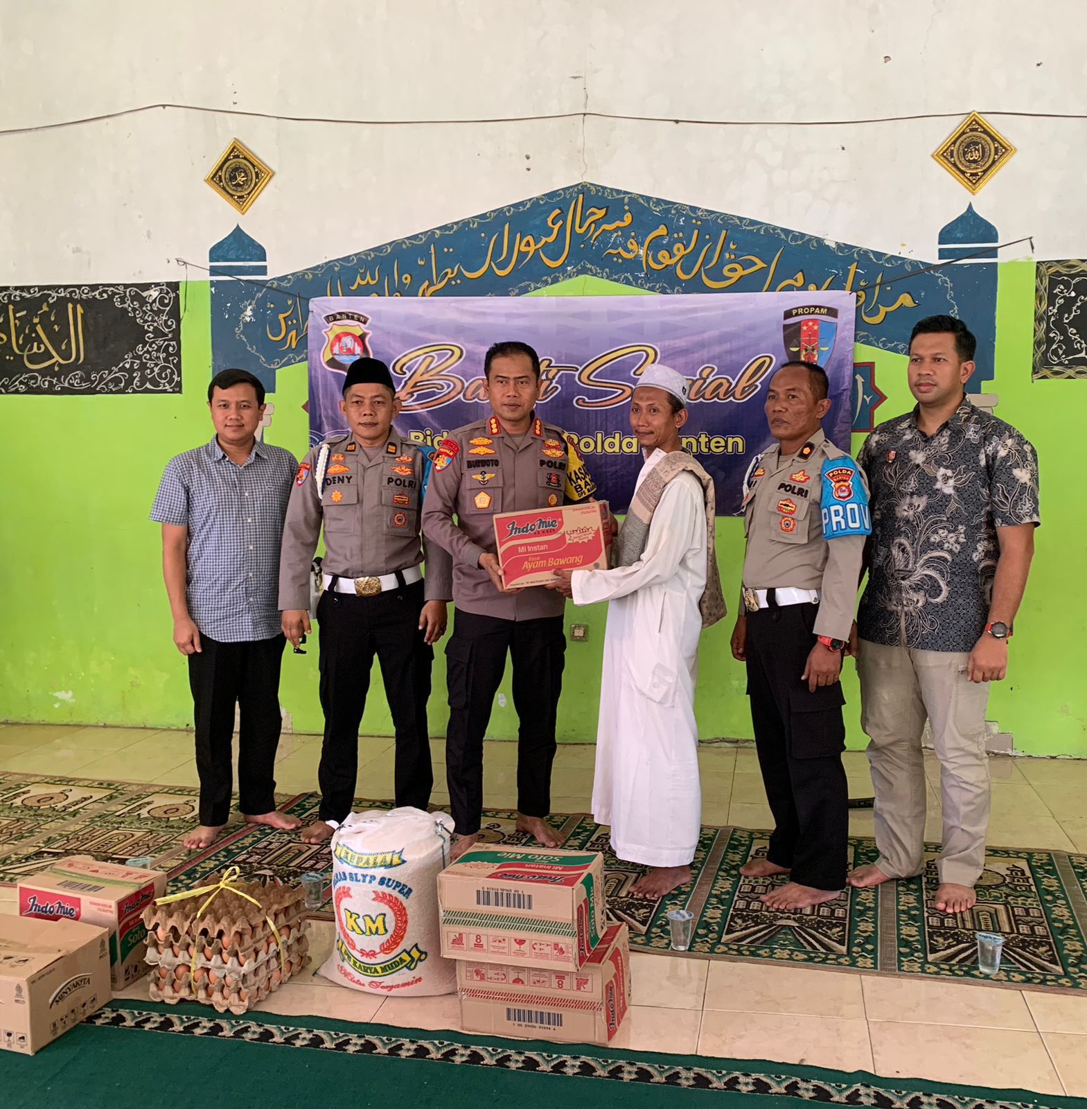 Polri Dekat Dengan Masyarakat, Bidpropam Polda Banten Laksanakan Bakti Sosial