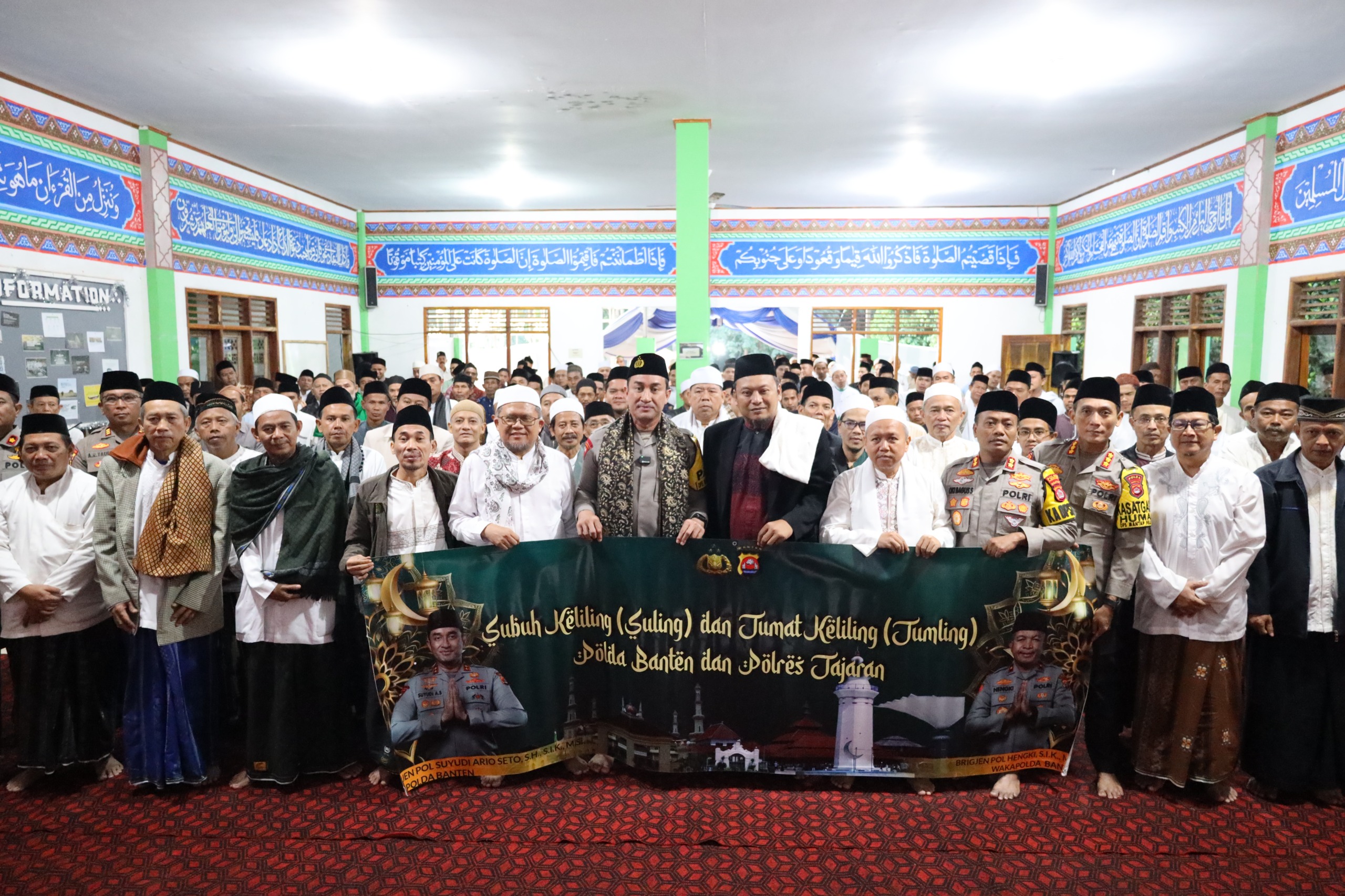 Ini Pesan Kapolda Banten kepada Santri dan Warga dalam Kegiatan Safari Subuh Keliling