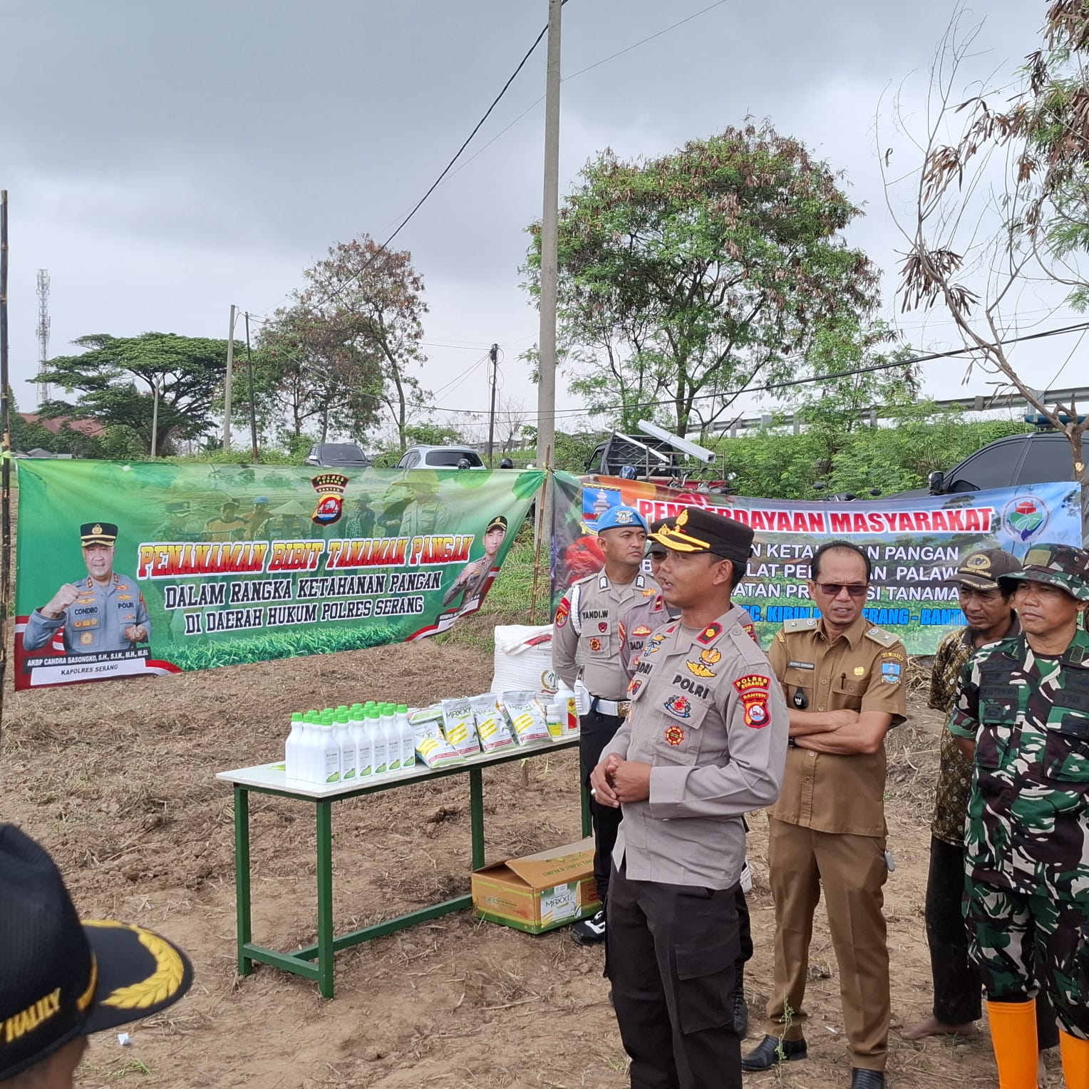 Polsek Cikande Gunakan Lahan Tidur Seluas 1,3 Hektar Untuk Menanam Bibit Jagung