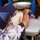 Alat Timbang Di Sejumlah Pasar Tradisional Kota Tangerang Di Cek Ulang