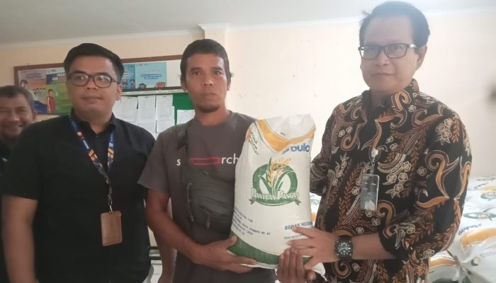 Bulog Serang Salurkan Bantuan Pangan Sebanyak 1.354 Ton