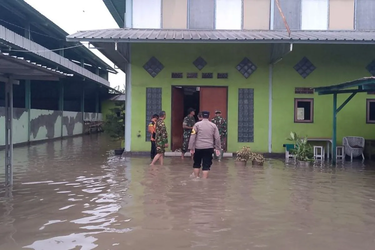Banjir Hingga Pohon Tumbang Terjadi Di Sejumlah Titik Kabupaten Serang