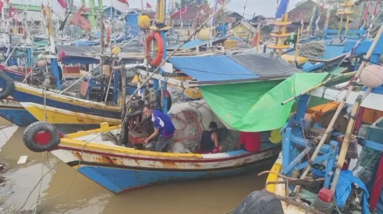 Dinas Kelautan Dan Perikanan Pandeglang Imbau Nelayan Tidak Melaut Karena Cuaca Buruk