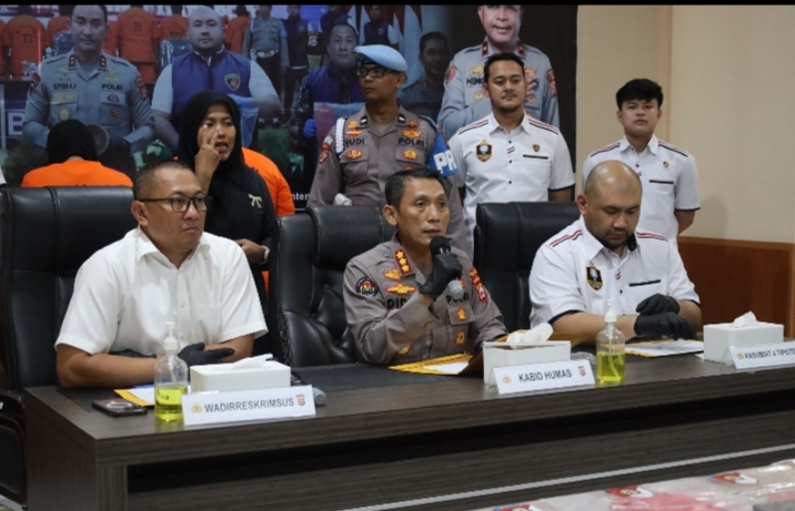 Polda Banten Tangkap Pelaku Oplos Pertamax
