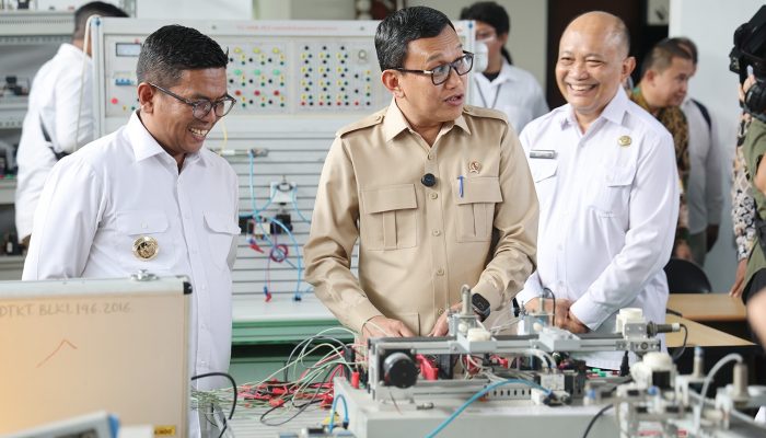 Terima Kunjungan Menteri P2MI, Gubernur Banten Andra Soni Bangun Sinergi Optimalkan Balai Latihan Kerja